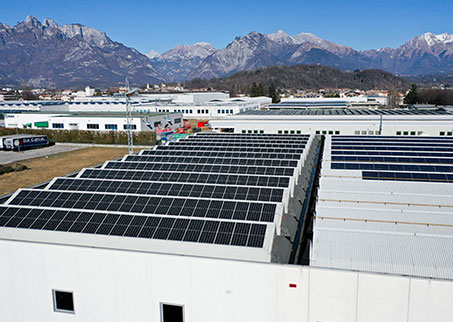 L'Europe déploie le photovoltaïque pour faire face à la crise énergétique
